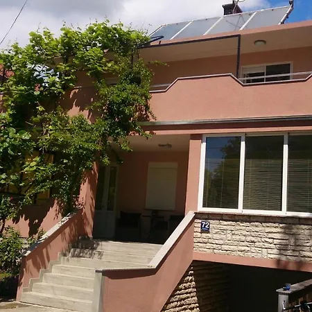 Small Punta Apartment Pakostane