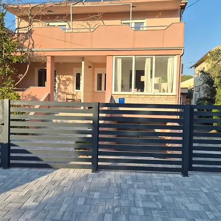 Small Punta