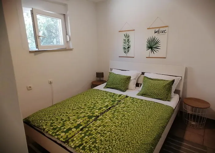 Small Punta Apartamento Pakoštane