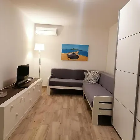 Small Punta *